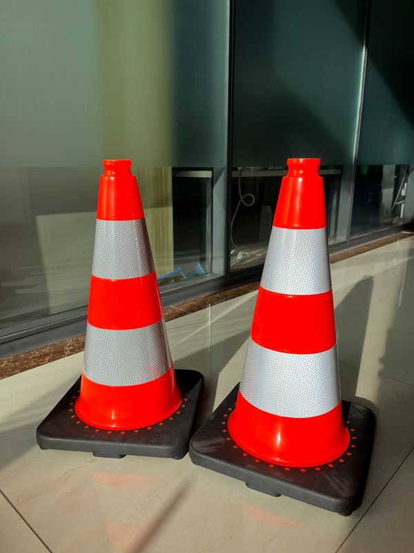 Traffic Riser Cone 500mm Highways Signal Flexible Traffic Barriers PVC Road Cones ...