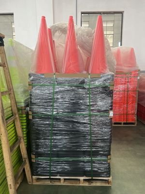 70CM Bell mouth PVC Road Cone Traffic Safety Flexible Cone