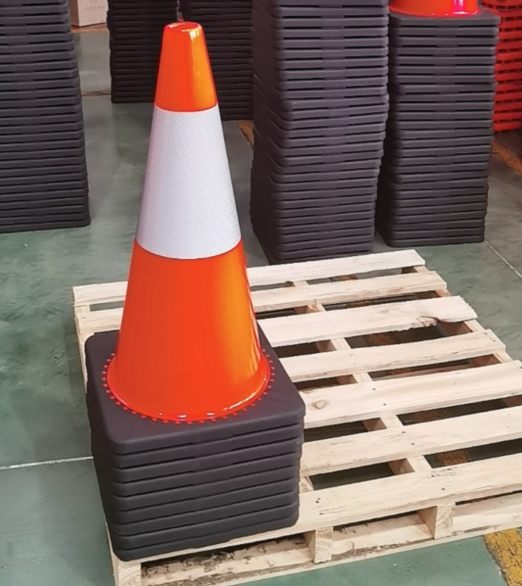 PVC Flexible Traffic Cones 45cm Height Road Warning Plastic Safety Cones 4