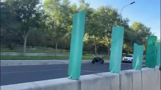 Anti Glare Boards for Safer Highway Driving