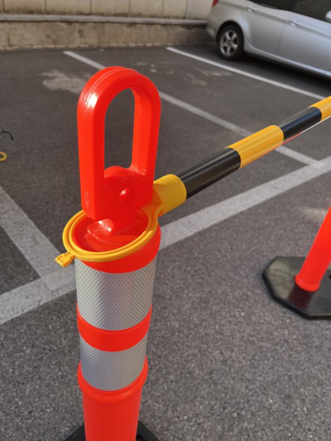 Delineators Barriers 1100MM T-Top PU Black Base Traffic Beijing ...